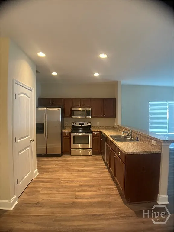 3 bed, 2.5 bath, 1538 sqft, $2,000 — Photo 3