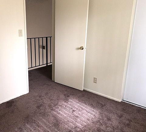 2nd image of 3250 Triumph Ln APT 3