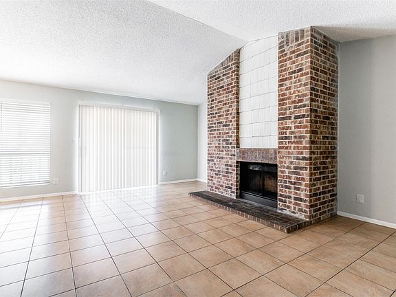 2nd image of 1020 Bird Creek Dr APT 206