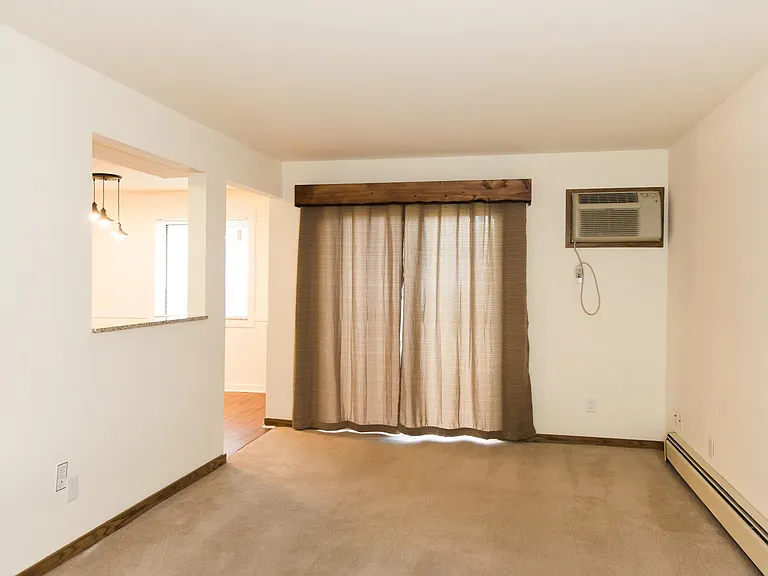 90 sq. ' Living Room with Natural Edge Valance. Pass through to Kitchen.