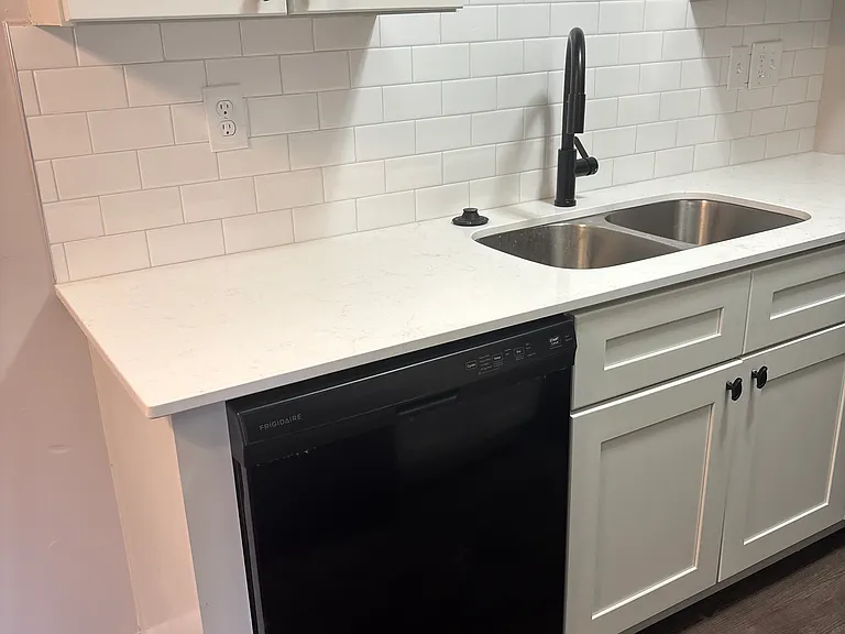 Forest Park Apartments — Photo 42