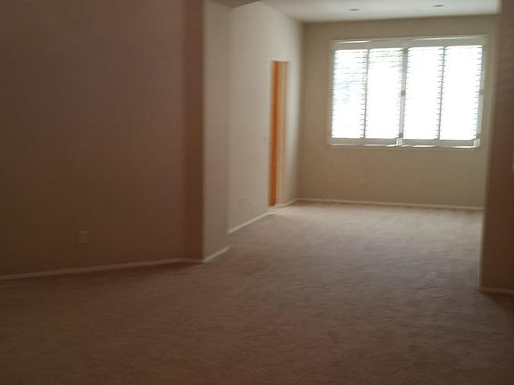 5th image of 3070 Espana Ln
