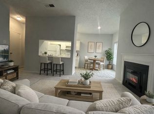 7126 Holly Hill Dr APT 108, Dallas, TX