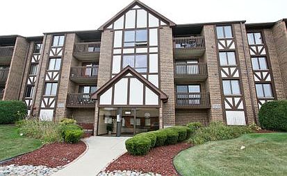1st image of 10320 Central Ave APT 202