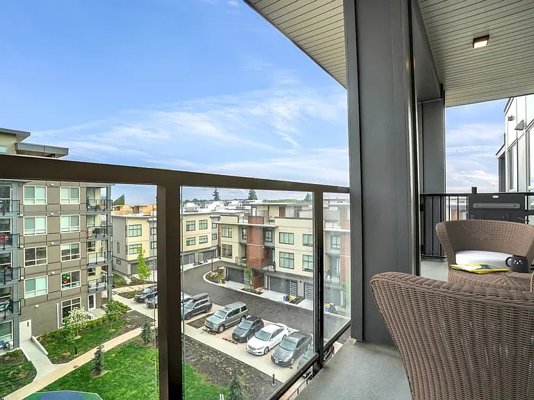 20839 78b Ave — Photo 6