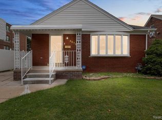 4076 Calhoun St, Dearborn, MI 48126