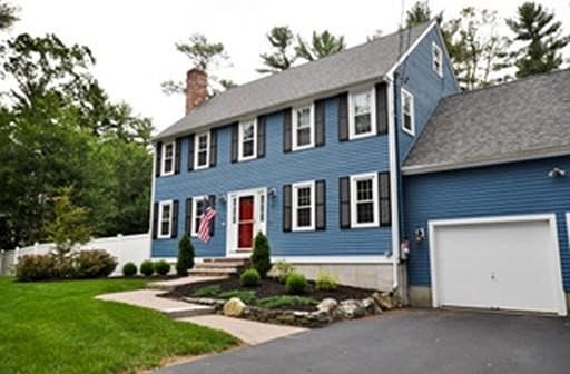 3rd image of 122 Summer St