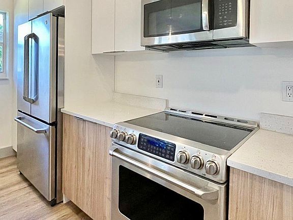2nd image of 892 High Point Boulevard N #C
