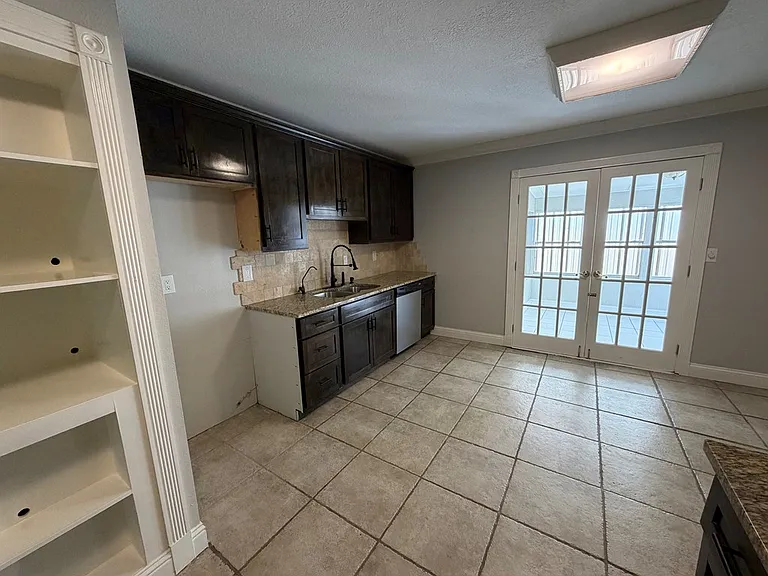 5103 San Antonio Ave — Photo 11