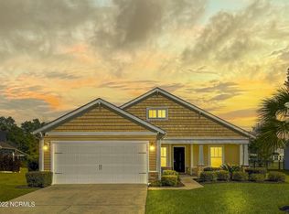 728 Pickering Dr NW, Calabash, NC 28467