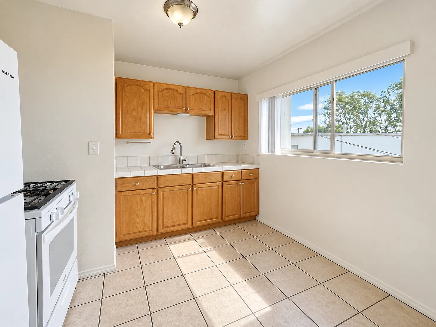 1 bed, 600 sqft, $1,620 — Photo 1
