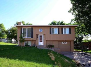 8815 S 143rd St, Omaha, NE 68138