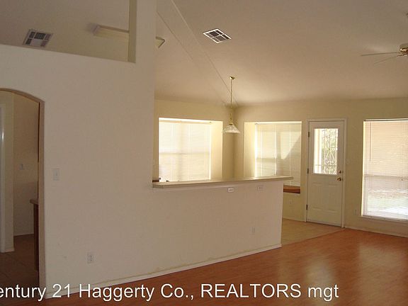 4th image of 7052 Tierra Roja St