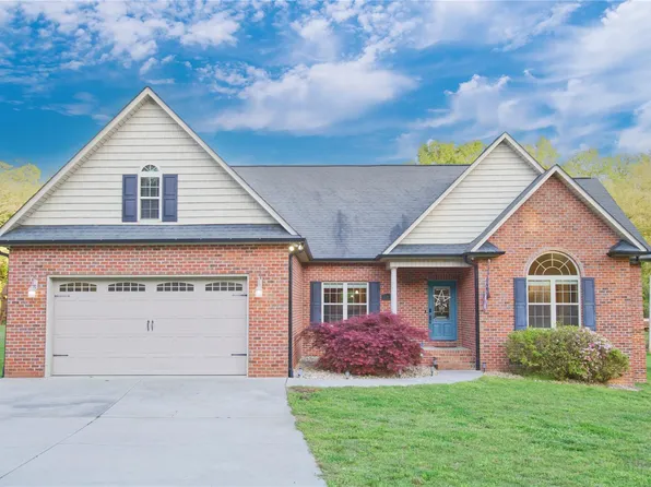 241 Low Bridge Rd, Iron Station, NC 28080