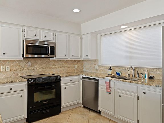 5th image of 507 N HSB BLVD