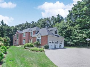 90 Far Reach Rd, Westwood, MA 02090