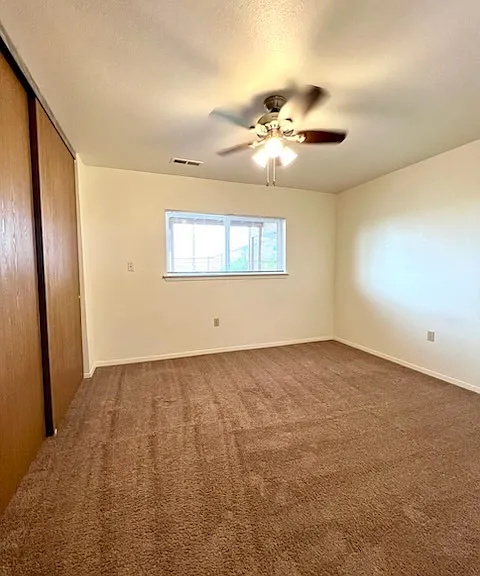 353 Mickelson Ct — Photo 5