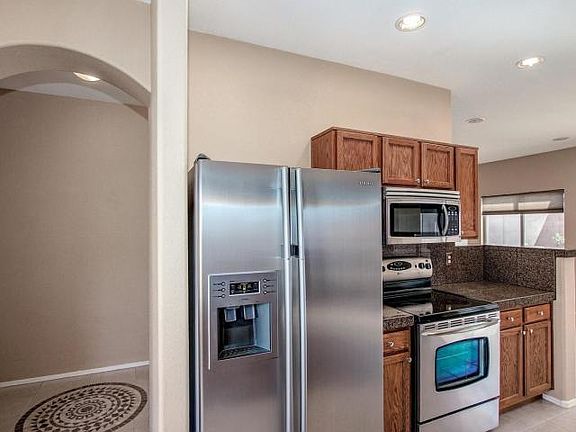 4th image of 2535 E La Costa Dr