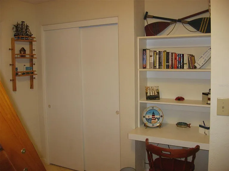 411 S Pine St — Photo 14