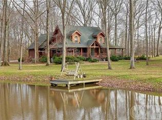 10891 Versailles Rd, Rockvale, TN 37153