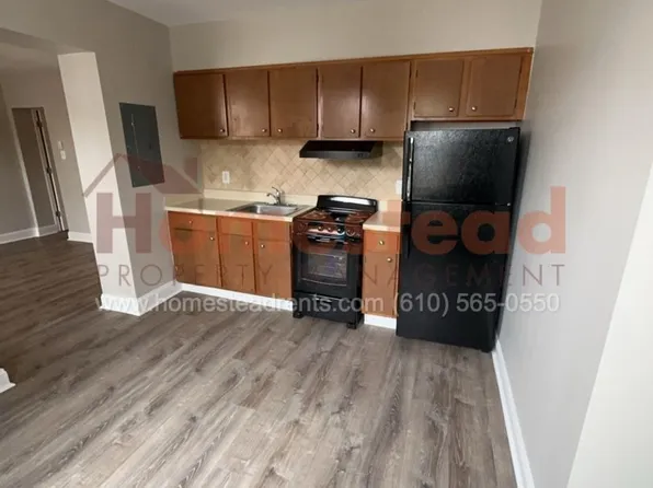 900 Market St, 900 Market St APT I, Marcus Hook, PA 19061