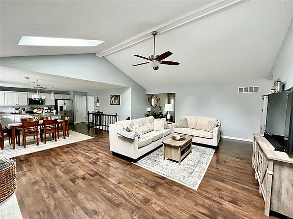 5th image of 5101 Suson Way Ct