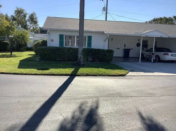 2222 Orange Blossom Ln, Bradenton, FL 34207