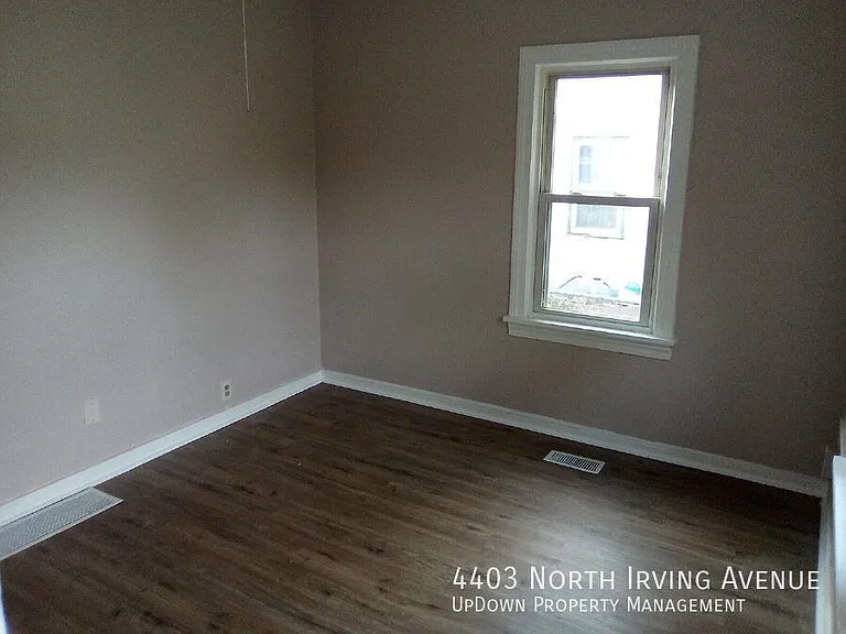 4403 Irving Ave N — Photo 8