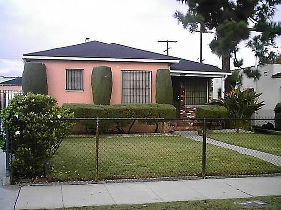 5th image of 10715 S Hoover St
