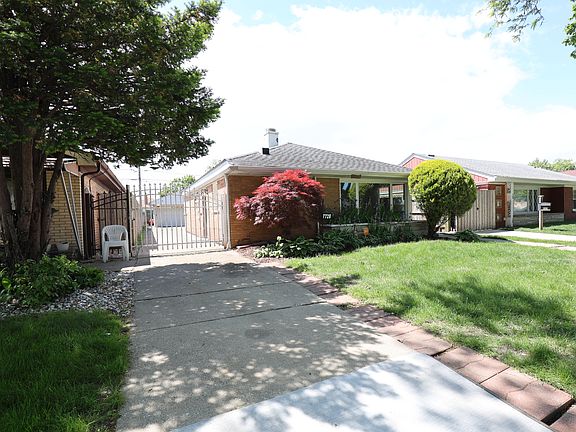2nd image of 7728 S Kilpatrick Ave