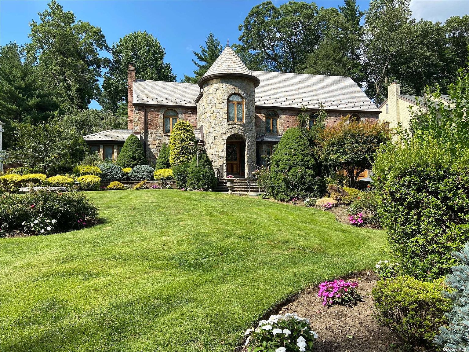 131 Chapel Road, Manhasset, NY 11030 Zillow