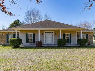 809 Crossland Dr, New Iberia, LA 70563