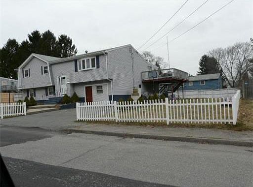 2nd image of 90 Fernandez Cir