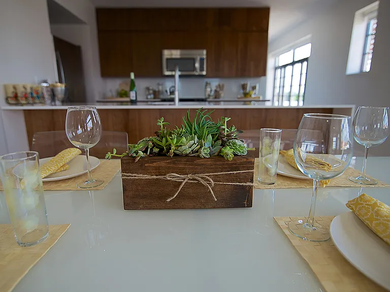 1315 N Broadway Pl — Photo 3