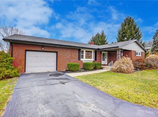 3113 E Leffel Ln, Springfield, OH 45505