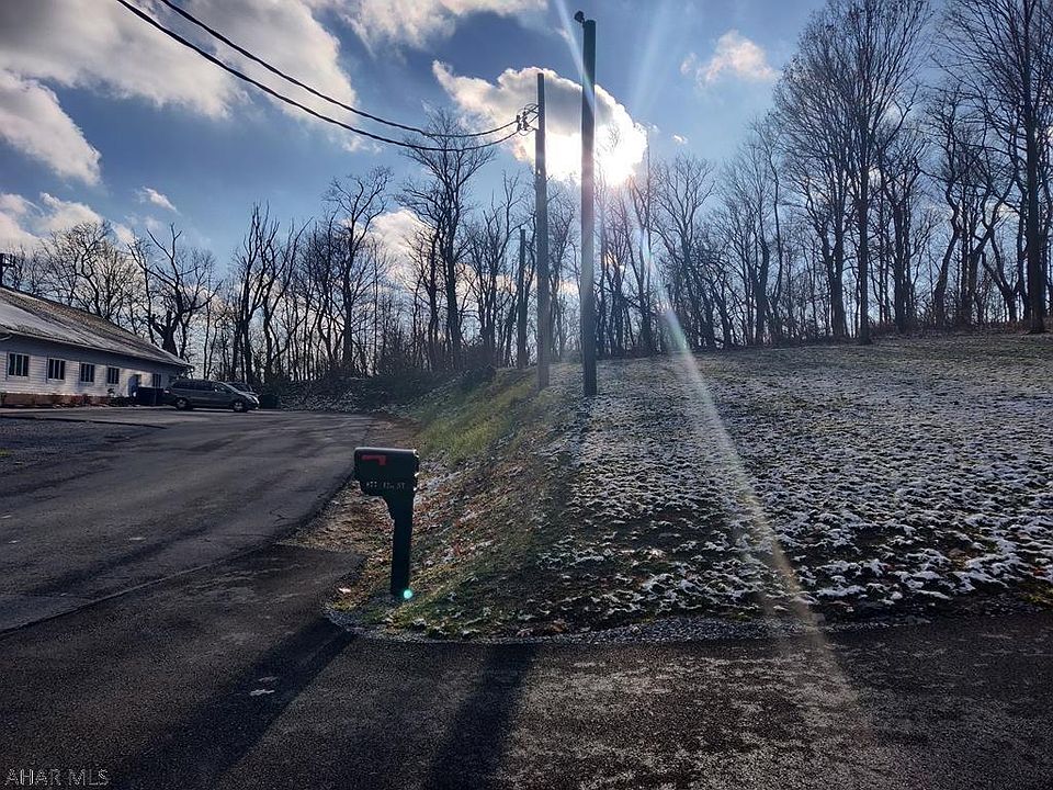 2nd image of 4201-13 Broad Ave