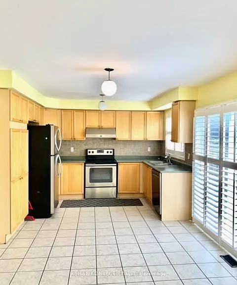66 Oasis Blvd — Photo 9