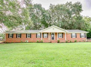 100 Montclair Rd, Greer, SC 29651