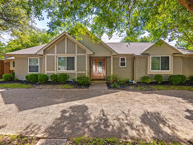 7251 Crooked Oak Dr — Photo 3