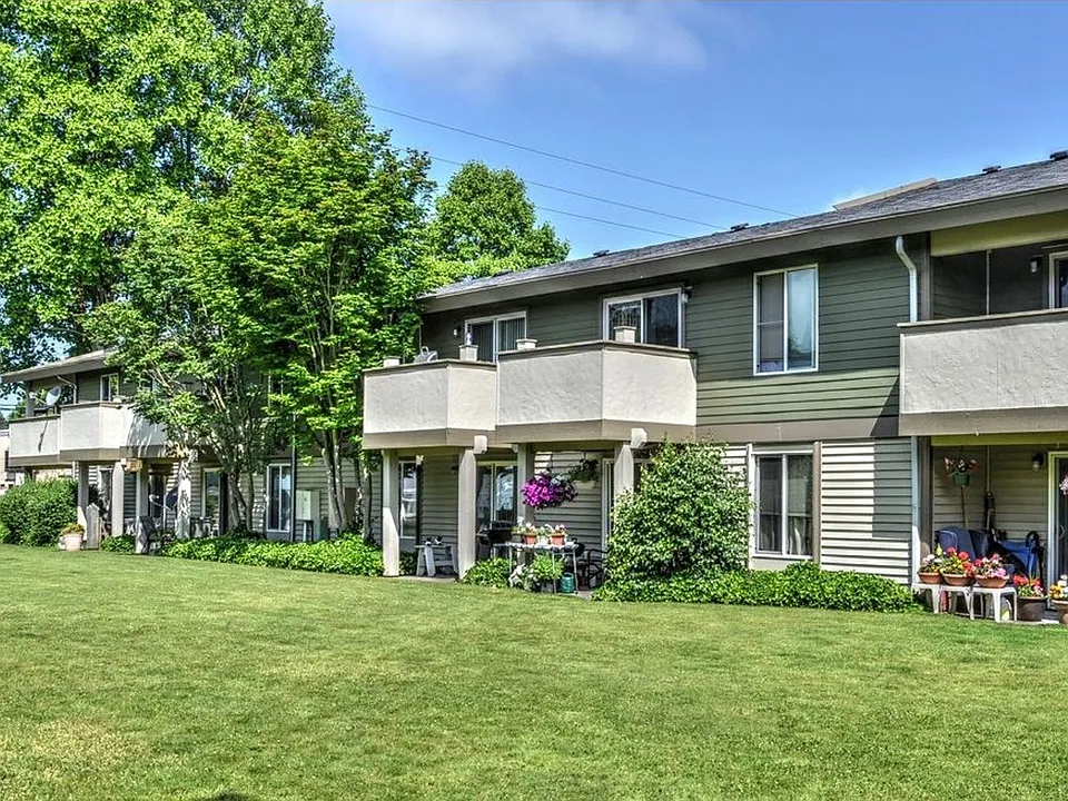Sundance Apartments