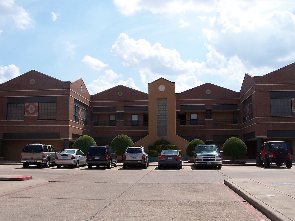 1st image of 1911 S 8th St APT 115