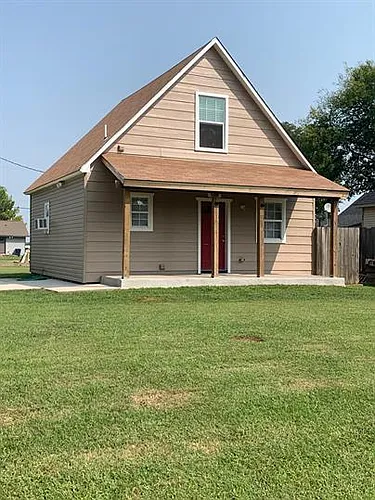1024 W Washington Ave Photo 1