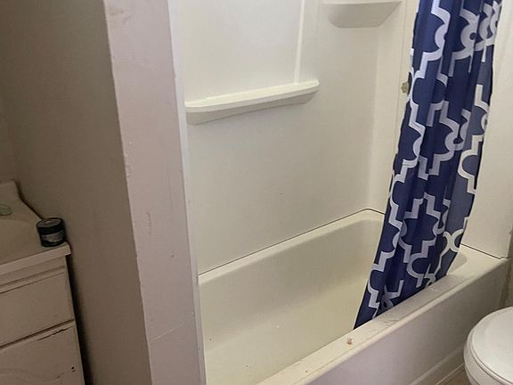 4th image of 117 Guilford St #3