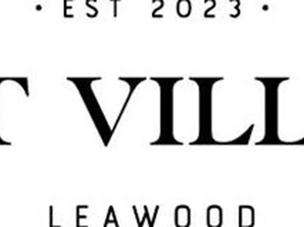 3341 W 133rd St, Leawood, KS 66209