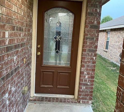 2nd image of 8832 Valley River Dr