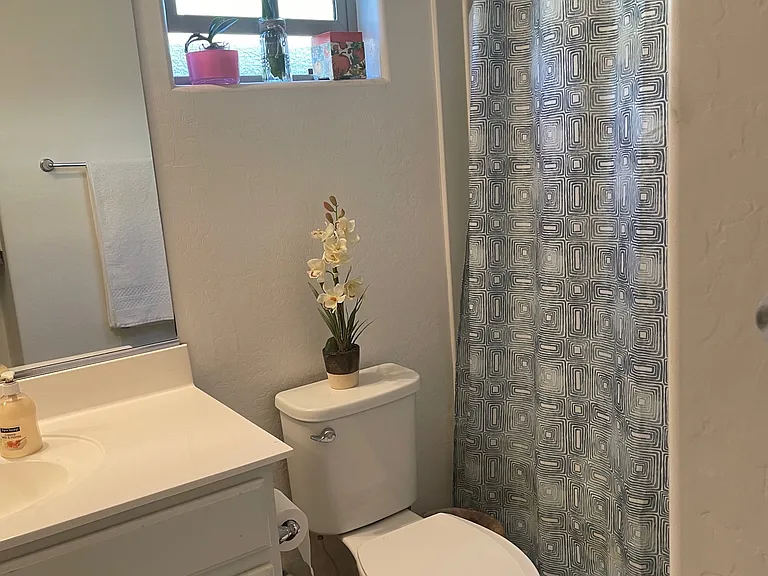 3222 W Fremont Rd — Photo 4
