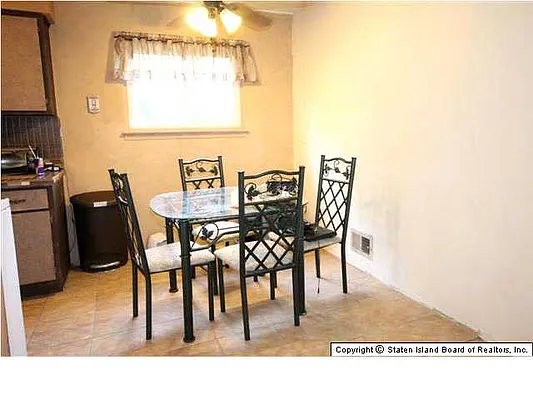 Sold by Robert DeFalco Realty | media 26