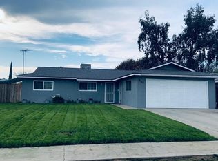 2156 Stratford Way, Hanford, CA 93230