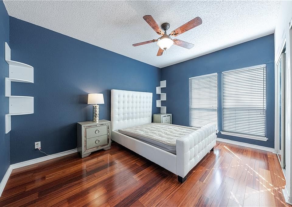 1st image of 3001 Cedar St APT 205