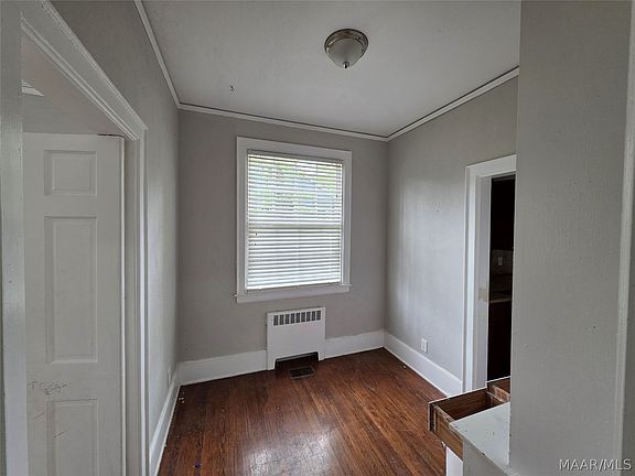 4th image of 3295 S Perry St